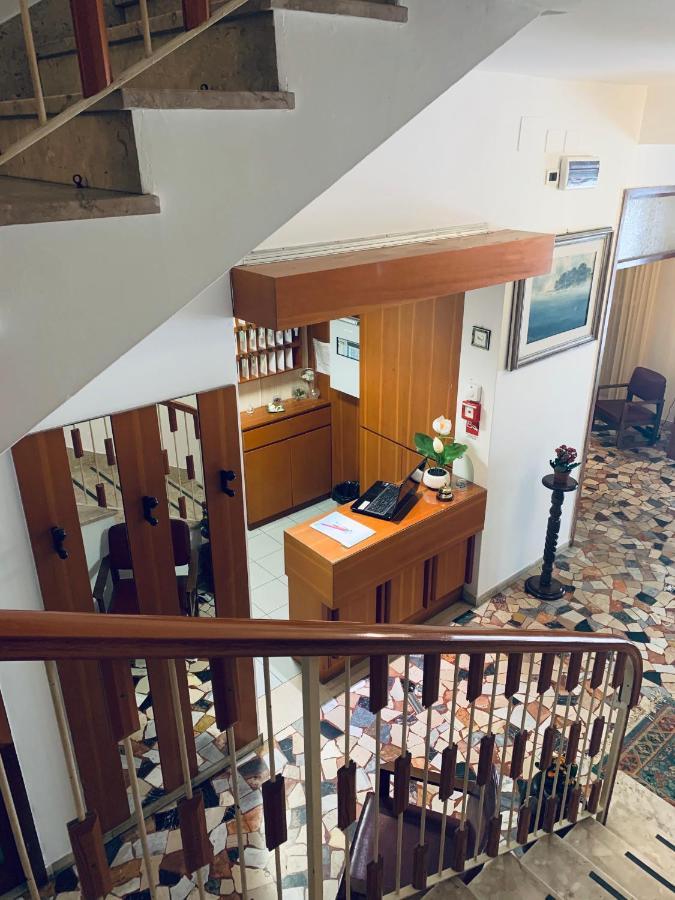 Hotel Maria Piera Римини Экстерьер фото